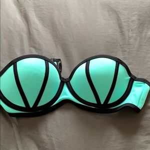 Never worm PINK bikini top